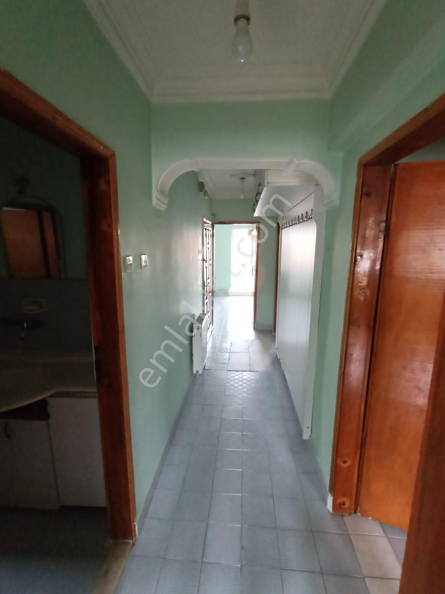 Pay'dan Cumhuriyet Mahallesinde Kiralık 2+1 Daire