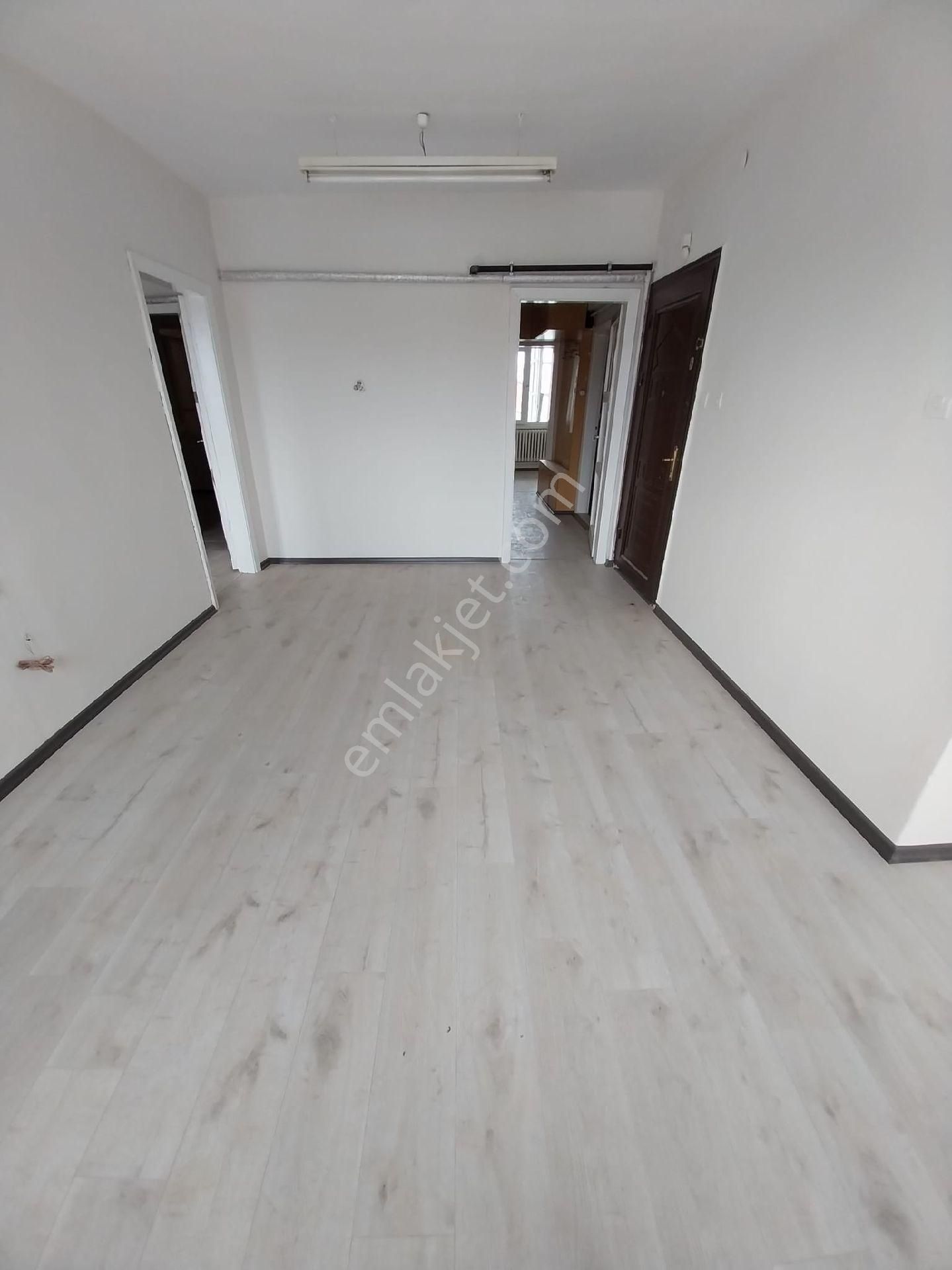 Gökmeydan Mah. Sevgi Yolu Yanı Kiralık 3+1 Daire