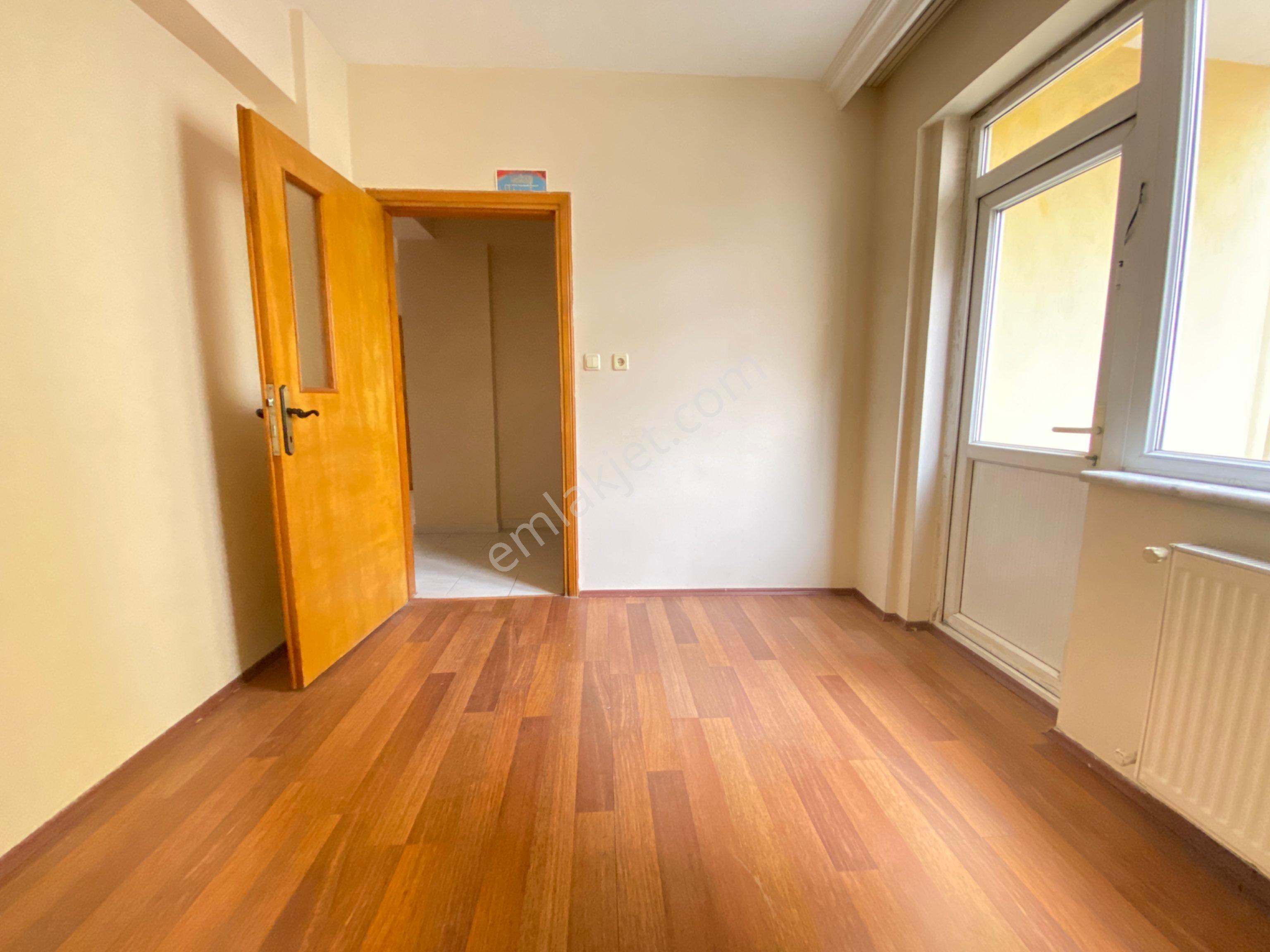 Pera'dan Kurtuluş Mh.de Adliye Yakını, Kiralık Ara Kat 3+1 Daire - Görsel 10
