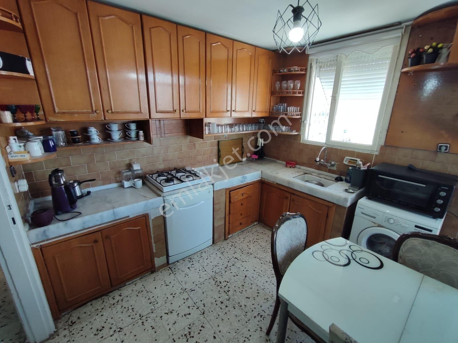 Adana Seyhan Borsa Lısesı Cıvarı Hasarsız Satılık 3+1 Apartman Daıresı