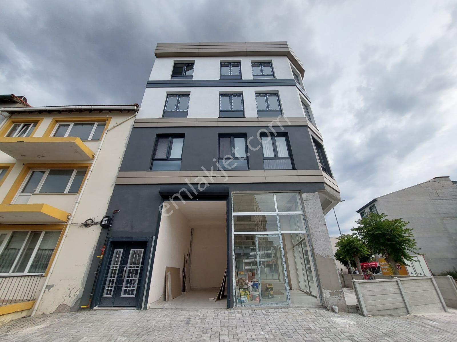 Ulu Camii Mah. Cumartesi Pazarı Karşısı 3+1 Satılık Sıfır Daire - Görsel 34