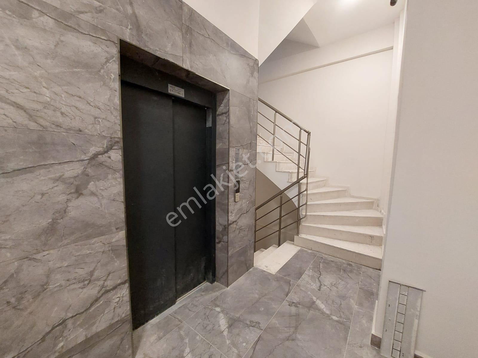 Ulu Camii Mah. Cumartesi Pazarı Karşısı 3+1 Satılık Sıfır Daire - Görsel 33