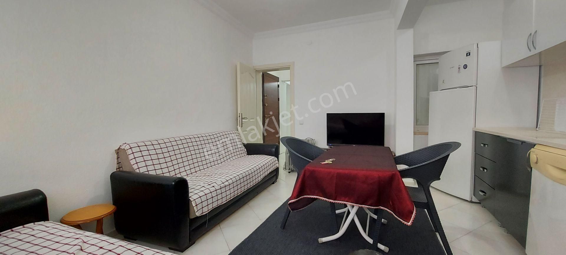 Şehrin Merkezi Çarşı Mahallesinde Her Yere Yakın 1+1 Daire - Görsel 4