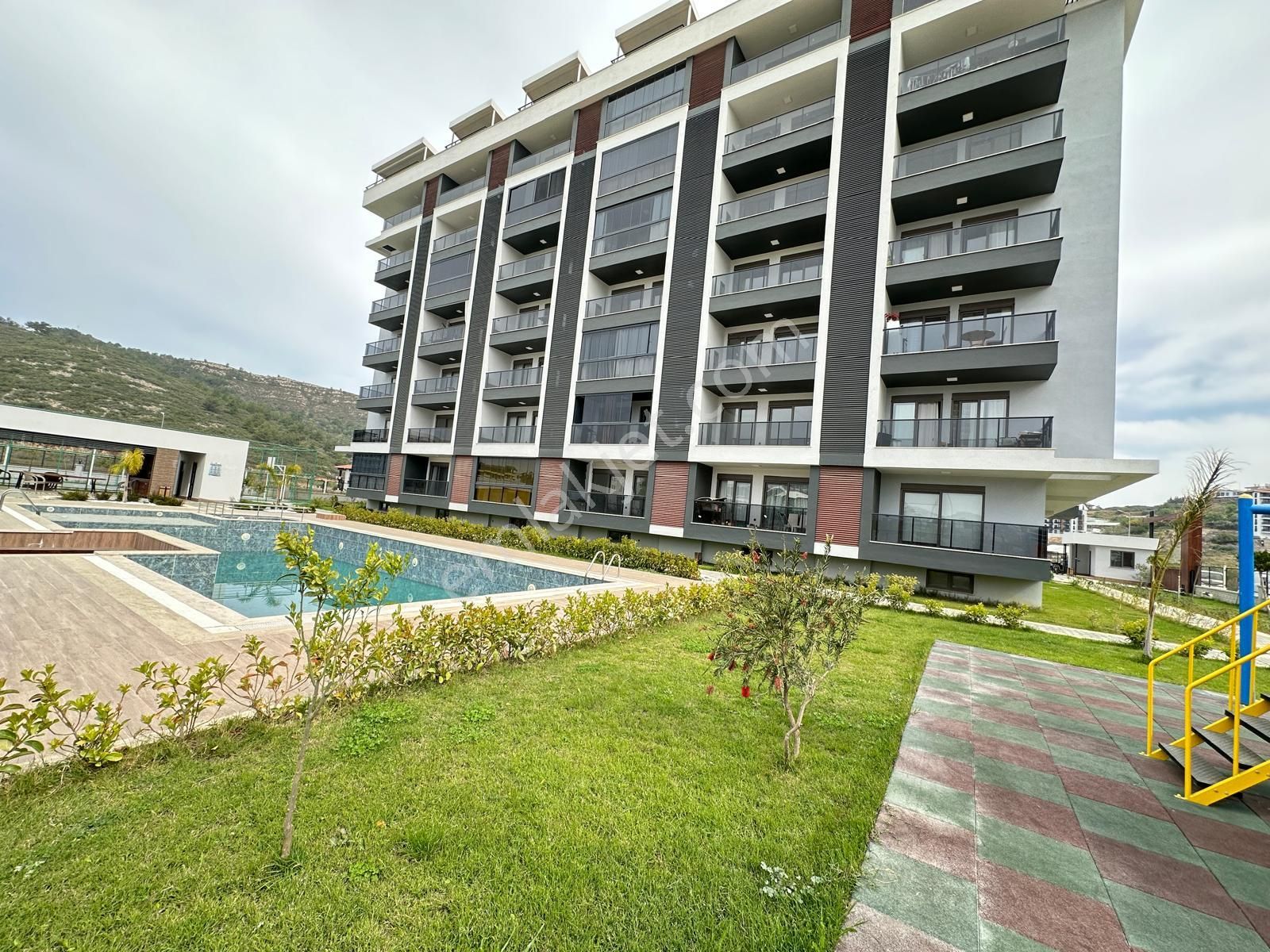 Pazaracı Harmony Sıtesınde 1+1 Kıralık Daıre