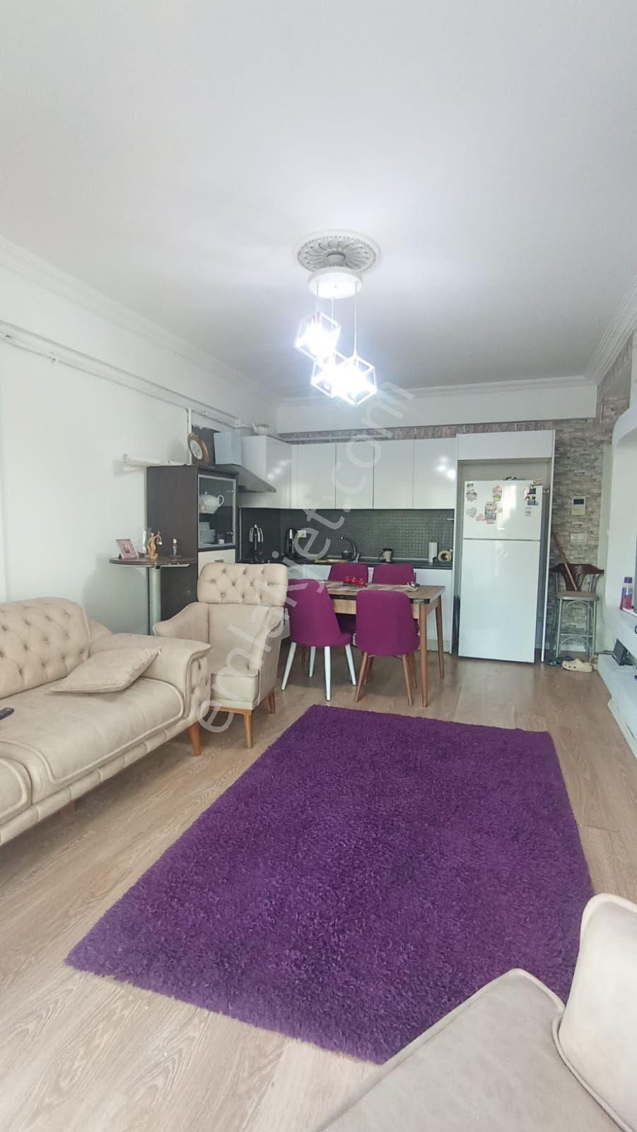 Yeşiloba'da 2+1 Havuzlu/güvenlikli Sitede Satılık Daire