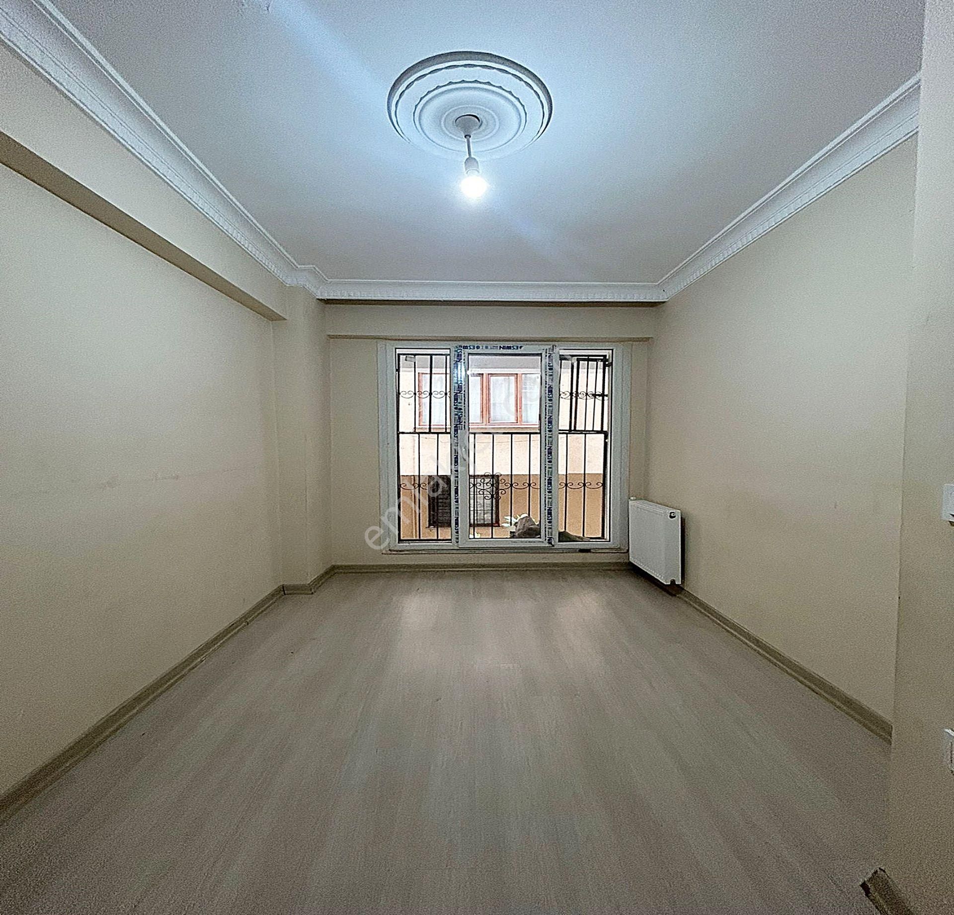Saadetdere Mh. Metrobüse 5dk 2+1 Kiralık Daire