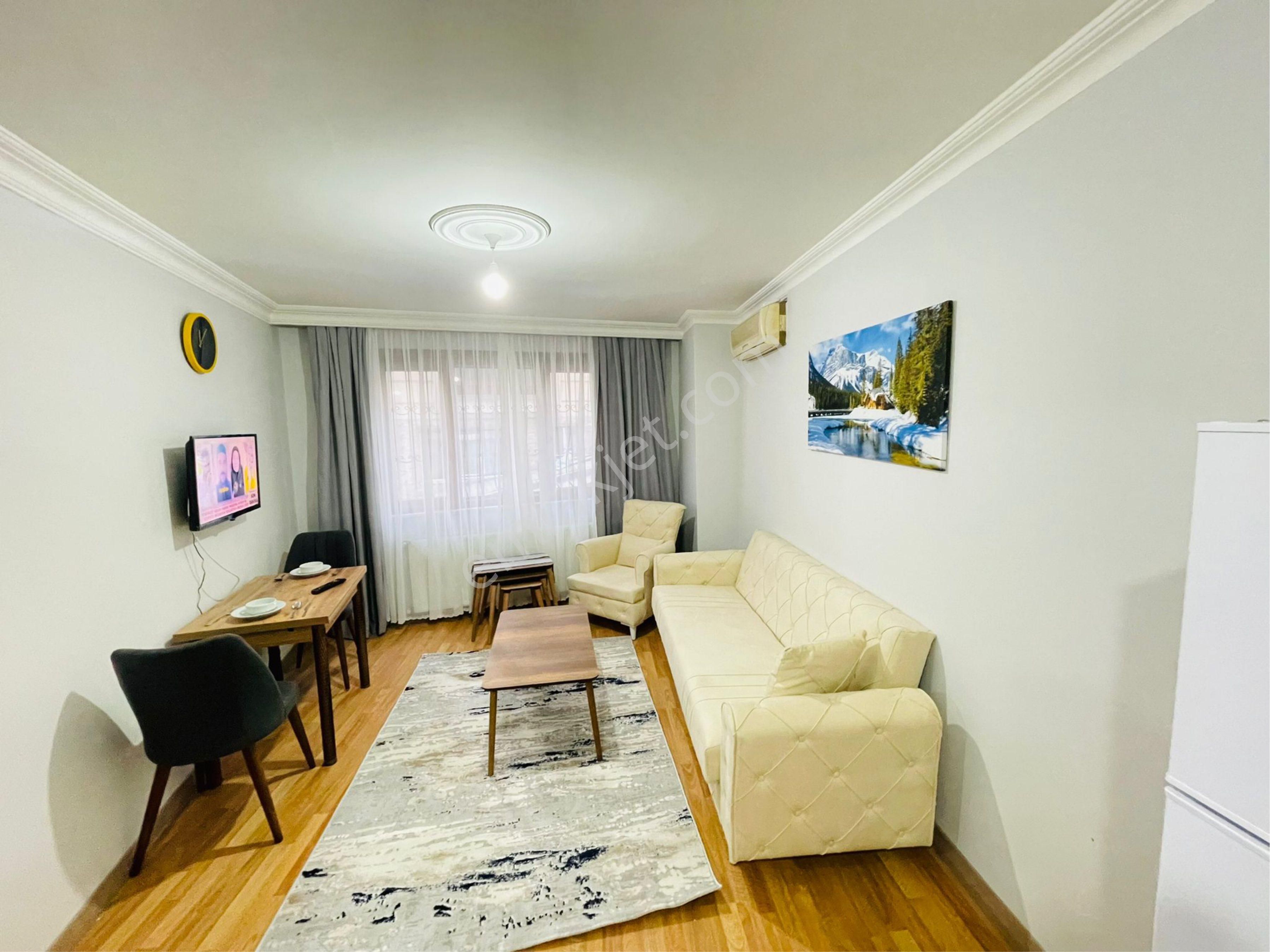 Tuncaydan Cadde Üzerinde Yeni Binada 1+1 Full Eşyslı