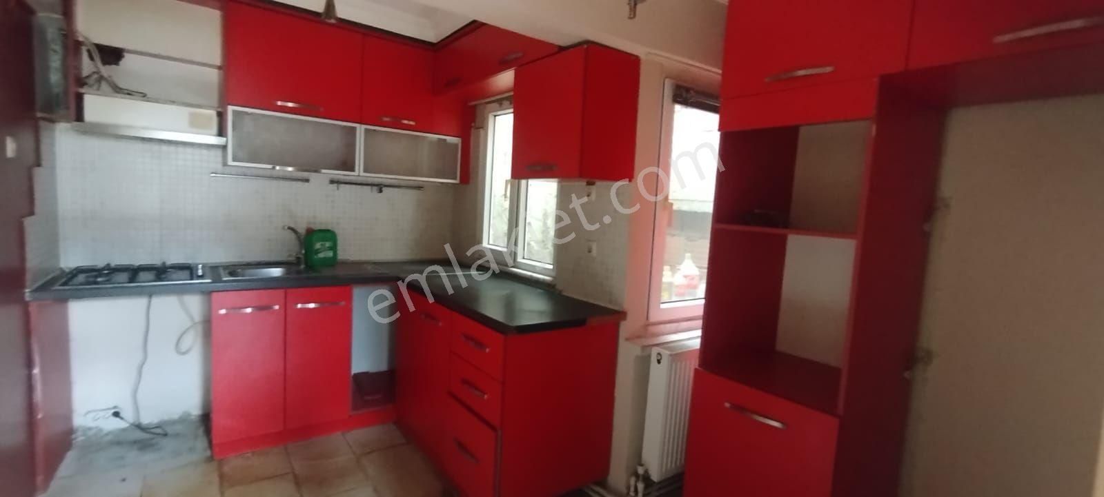 Manisa Merkezde Kiralık 2+1 Daire