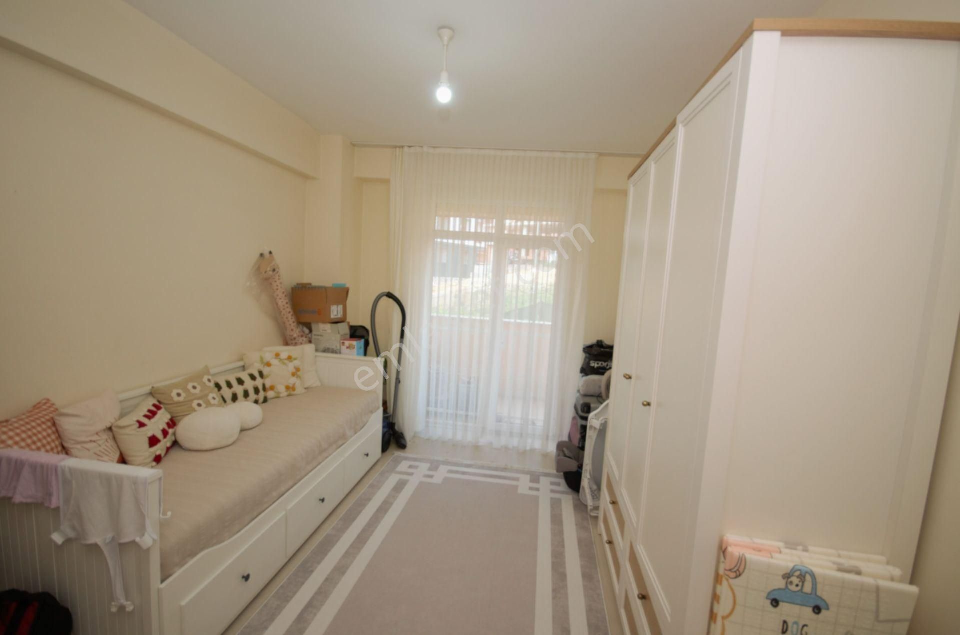 Gebze Barış Mah. 2+1 Asansörlü Arakat Kiralık Daire