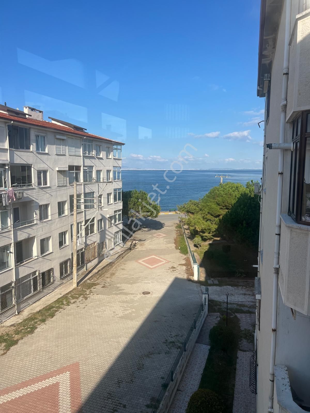 Deniz Ve Doğa Manzaralı Daire
