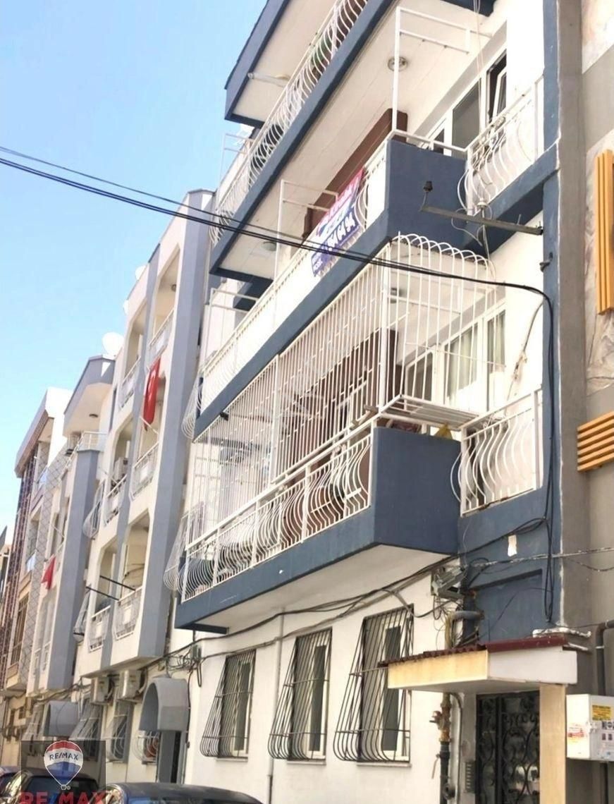 Şirinyer İzbana 1 Dk Mesafede Tadilatlı 2+1 Daire
