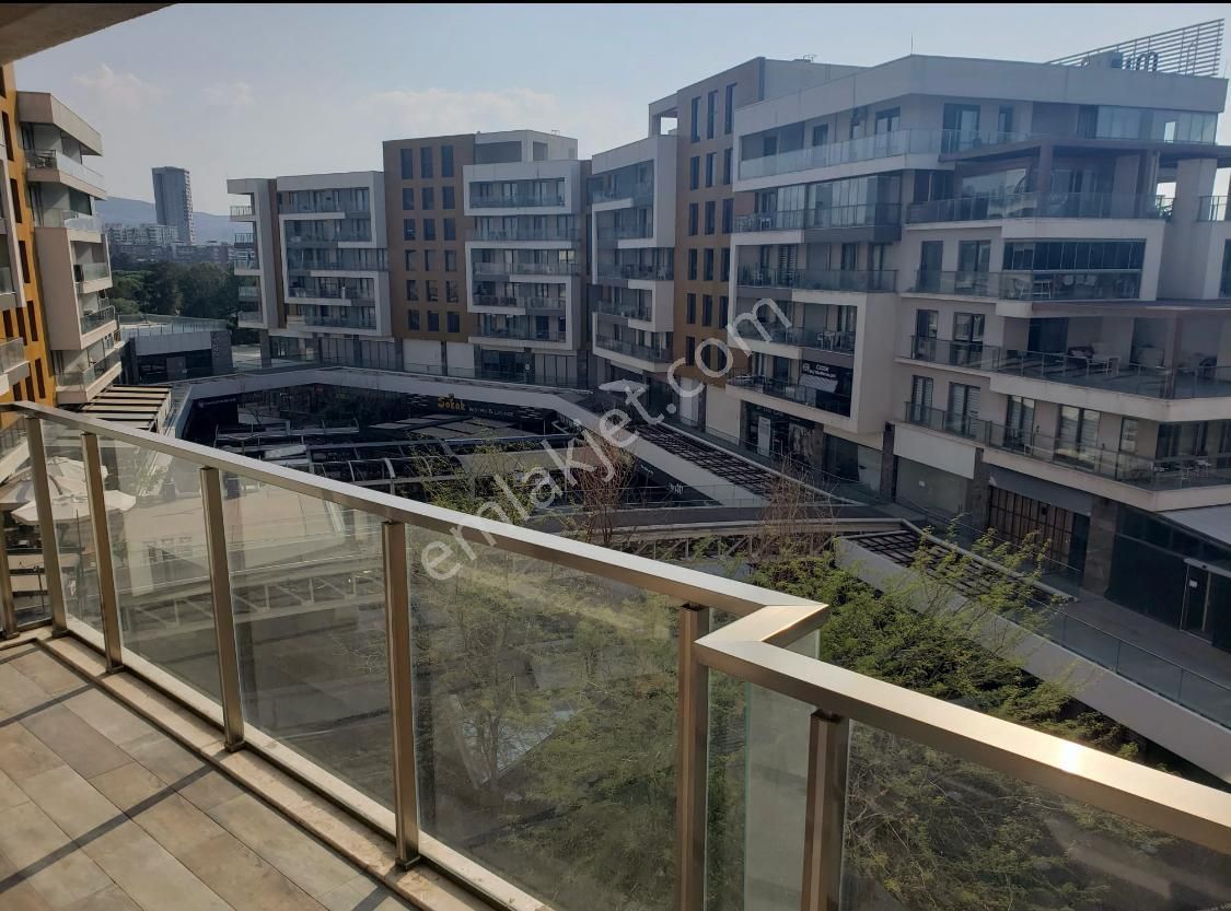 Myvia 414 İzmirin İlk Konsept Projesi Özel Tasarım Eşyalı Kiralık 1+1 Daire