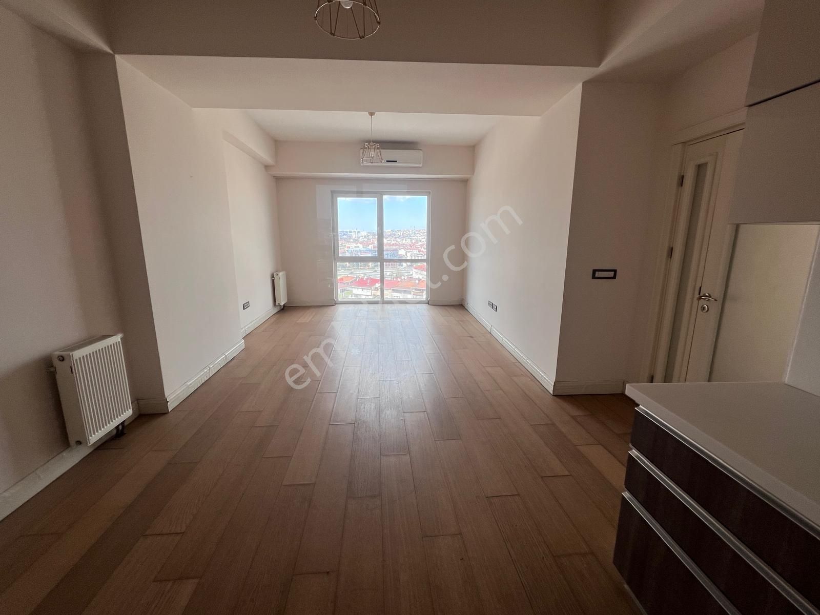Kiptaş Venezia Mega Satılık Boş 2+1 Hemen Oturum Daire