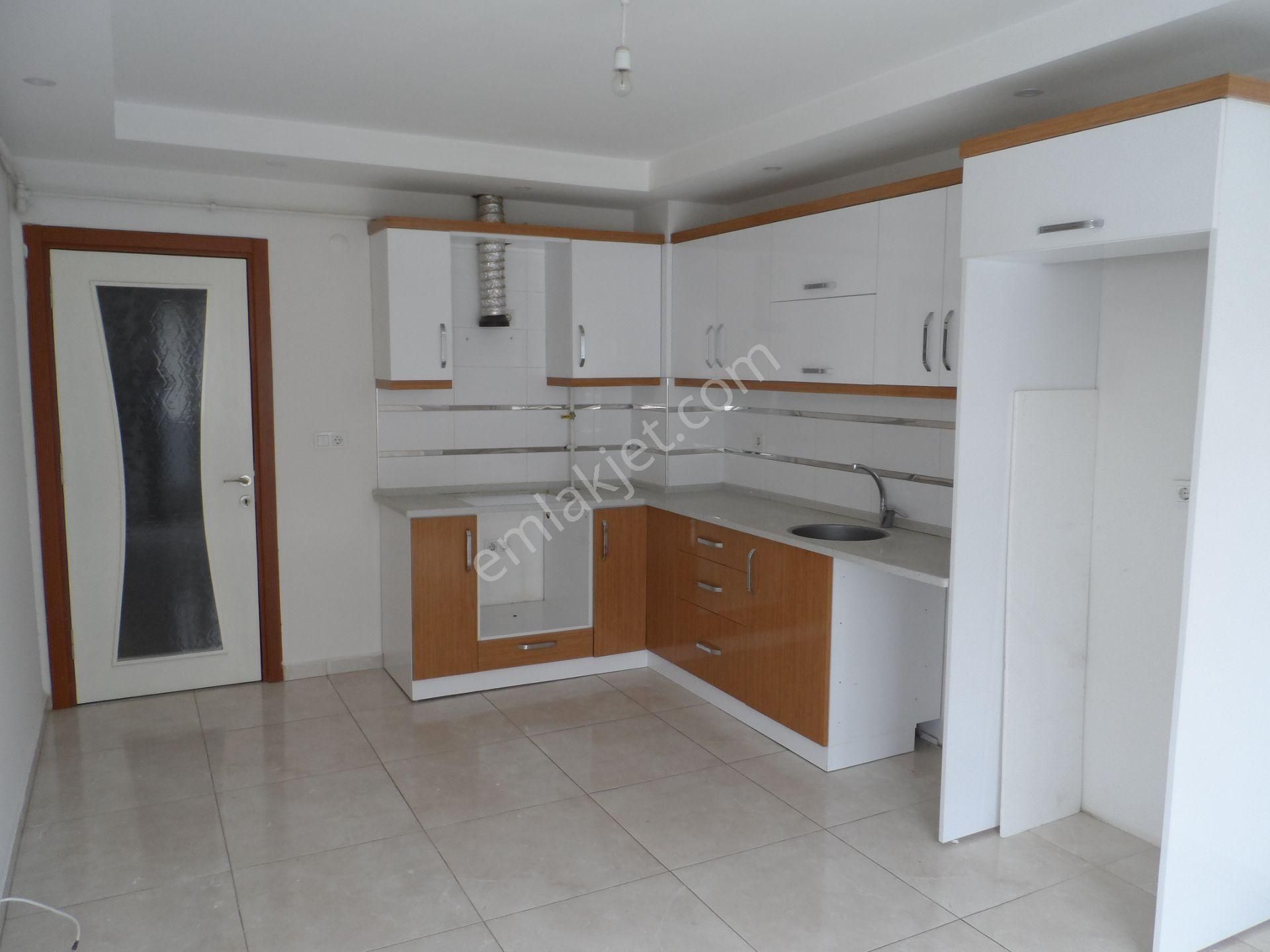 Nazilli Ege Emlak Ofisinden Pınarbaşı Mah. Doğalgaz Kombili, Asansörlü Kiralık Daire