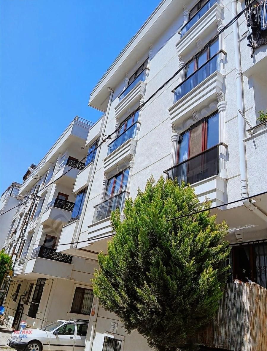 İstanbul Sancaktepe Emek Mahallesi 4+1 Kiralık Daire