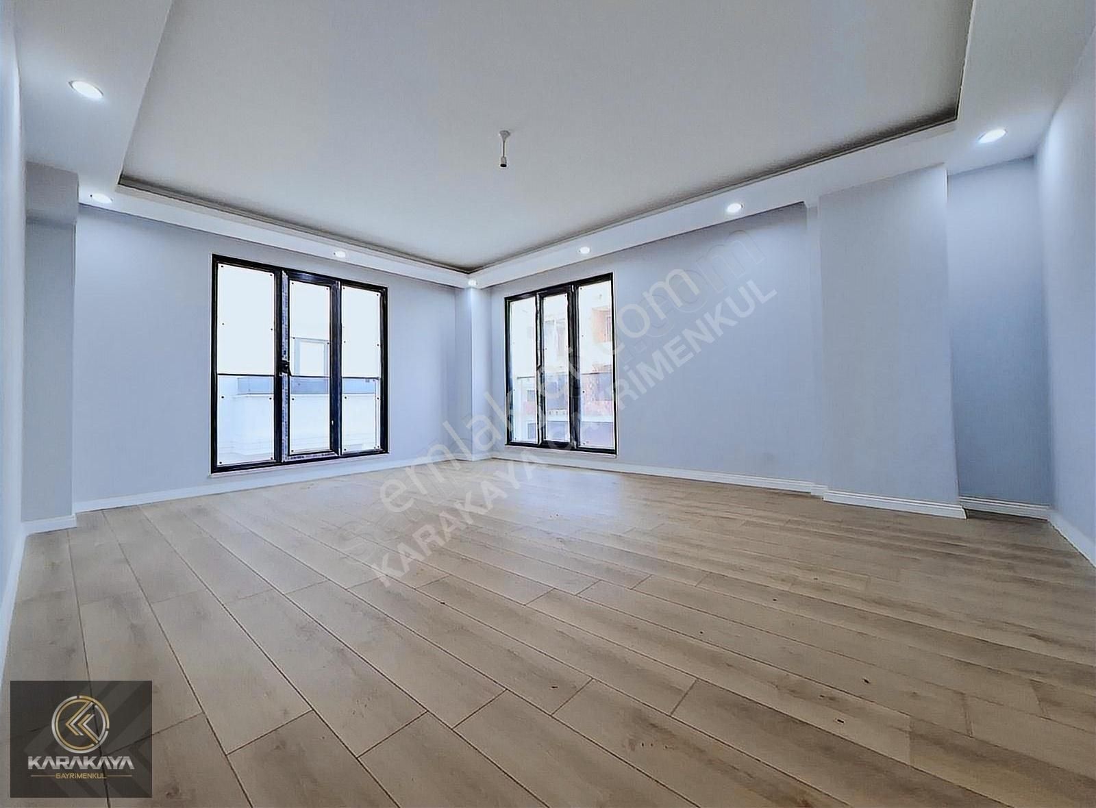 Karakaya Gym'den Bayramoglu Mahallesinde 2+1 95m² Yüksek Giriş