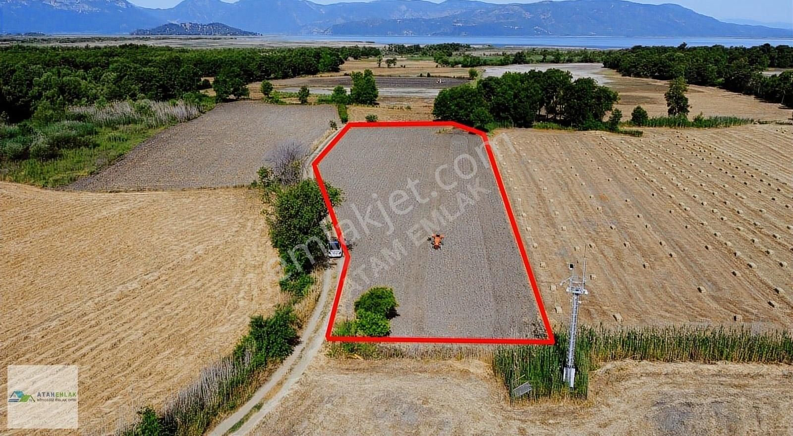 Atam Emlaktan Kavakarasında Satılık 4000 M2 Tarla