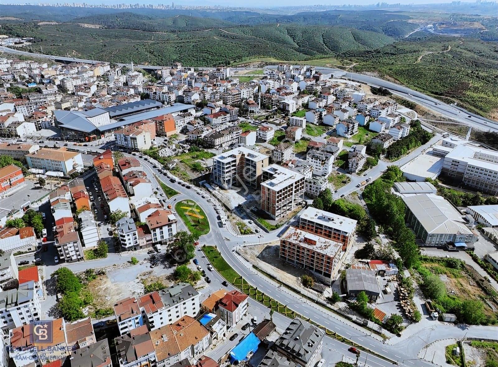 Satılık Site İçi Arnavutköy Merkez'de 1+1 Residance Dairesi