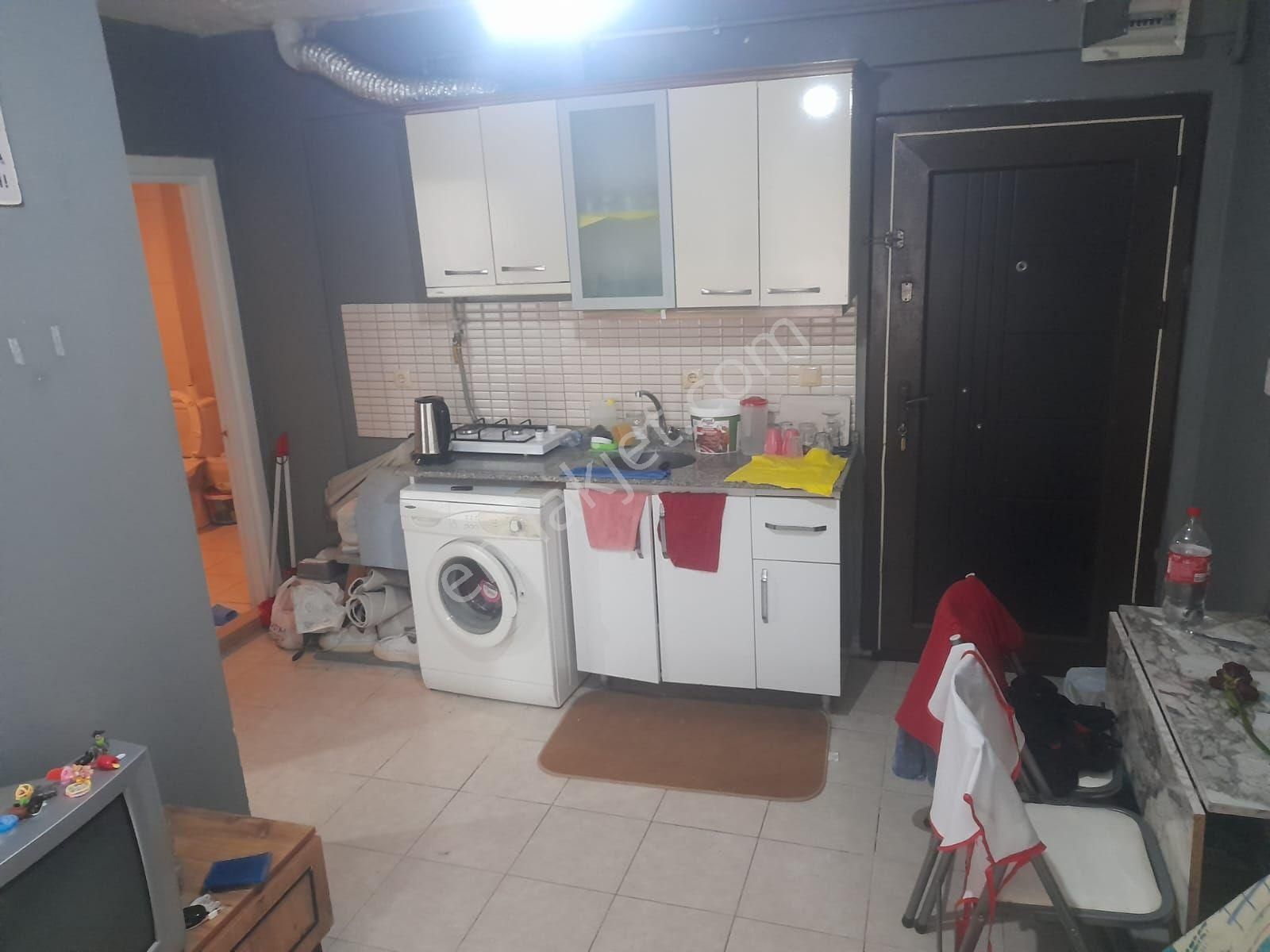 Sütlüce Mahallesi İçem Kapısı Yakını Eşyalı Satılık 1+1