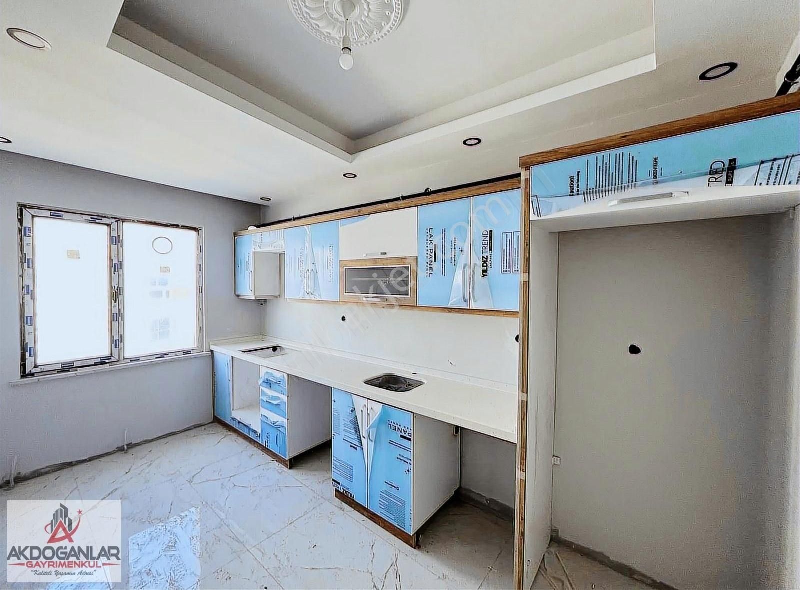 Akdoğanlardan Bağlıkta Satılık Arakat Lüx Ön Cephe 2+1 Daireler