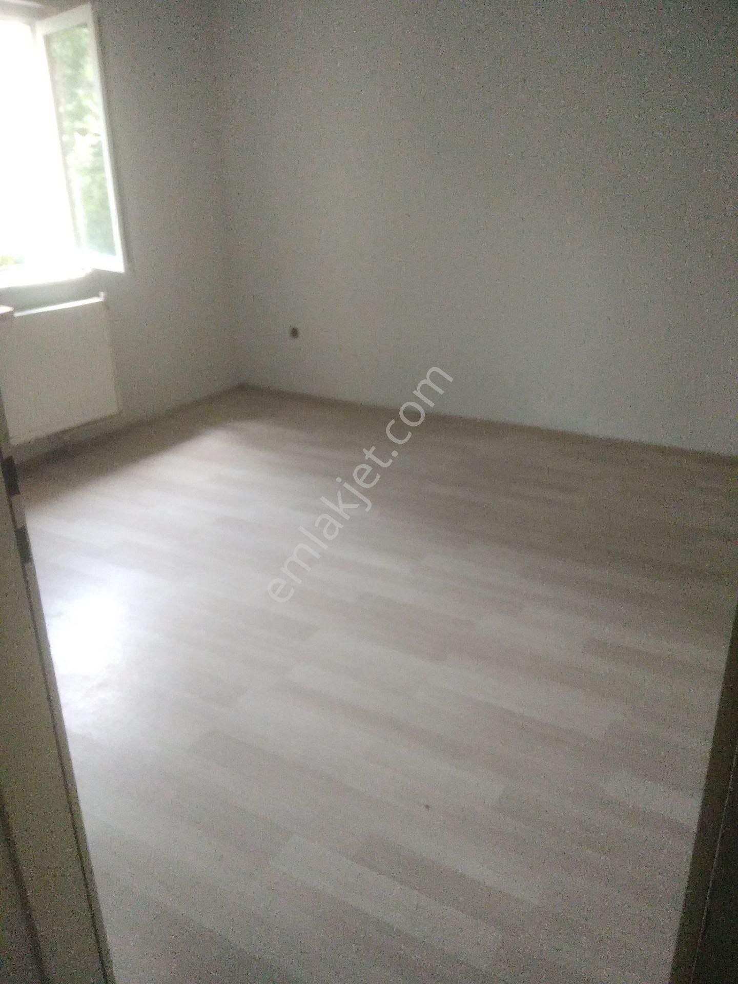 Camili 1527 De 2+1 Kiralık Daire (05492663203)