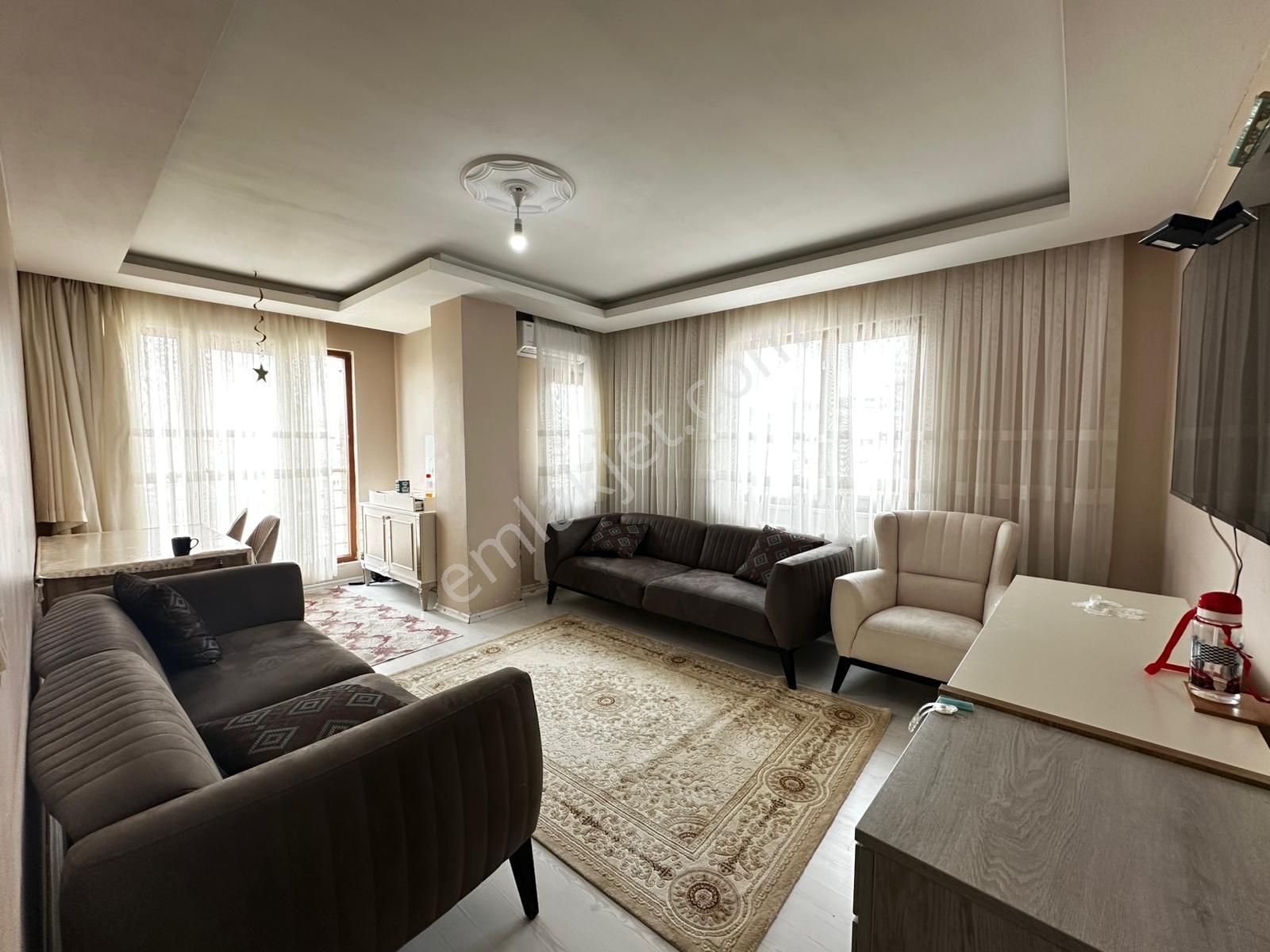 Yeşilpınarda Butik Sitede Otoparklı Geniş 2+1 Satılık Daire!!!