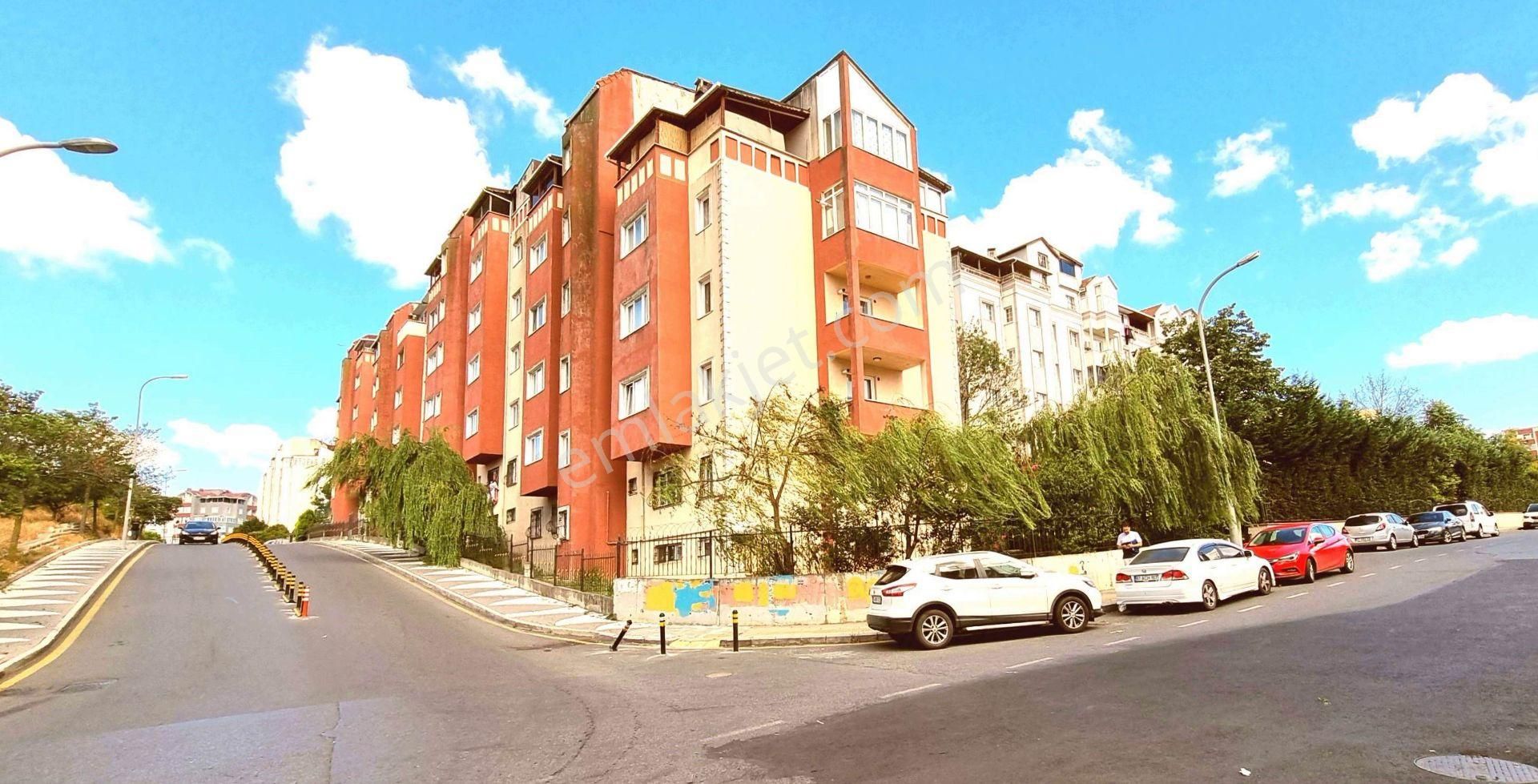 Başakşehir Şehidiye Sitesi'nde Kiralık 2+1 Arakat Daire