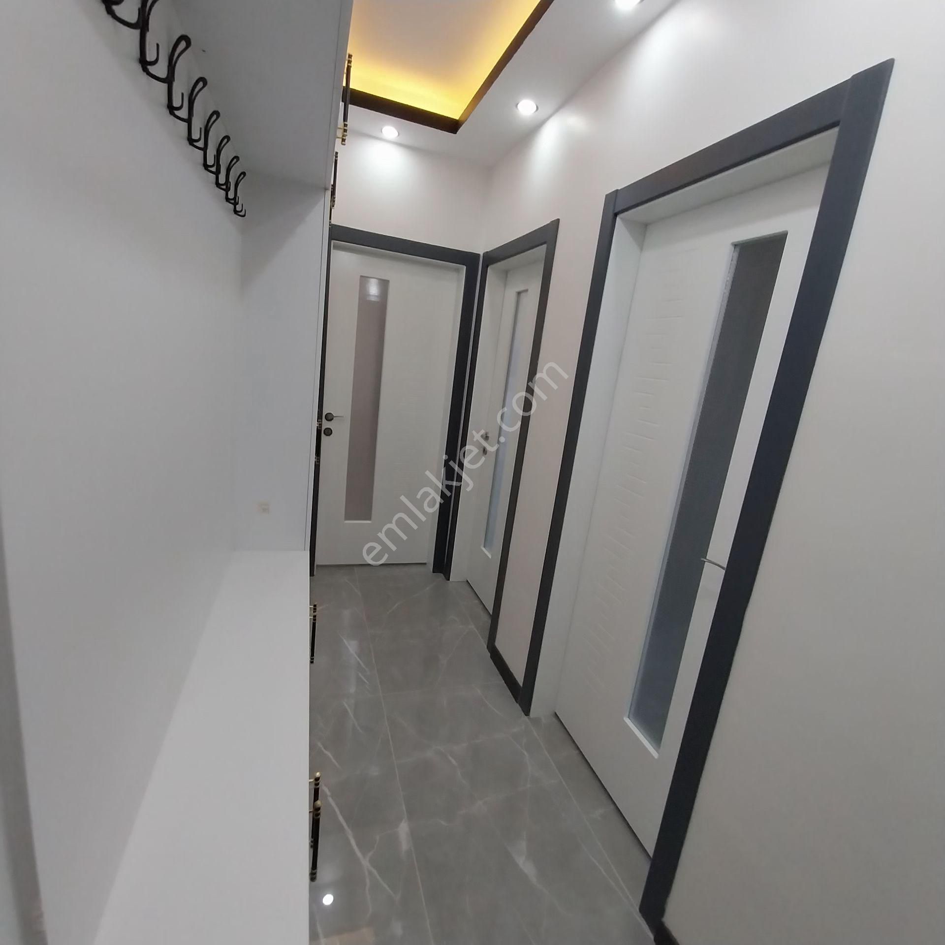 Karaaslanda Satlık Sıfır 2 Katlı Lüks Mustakil Bina - Görsel 12