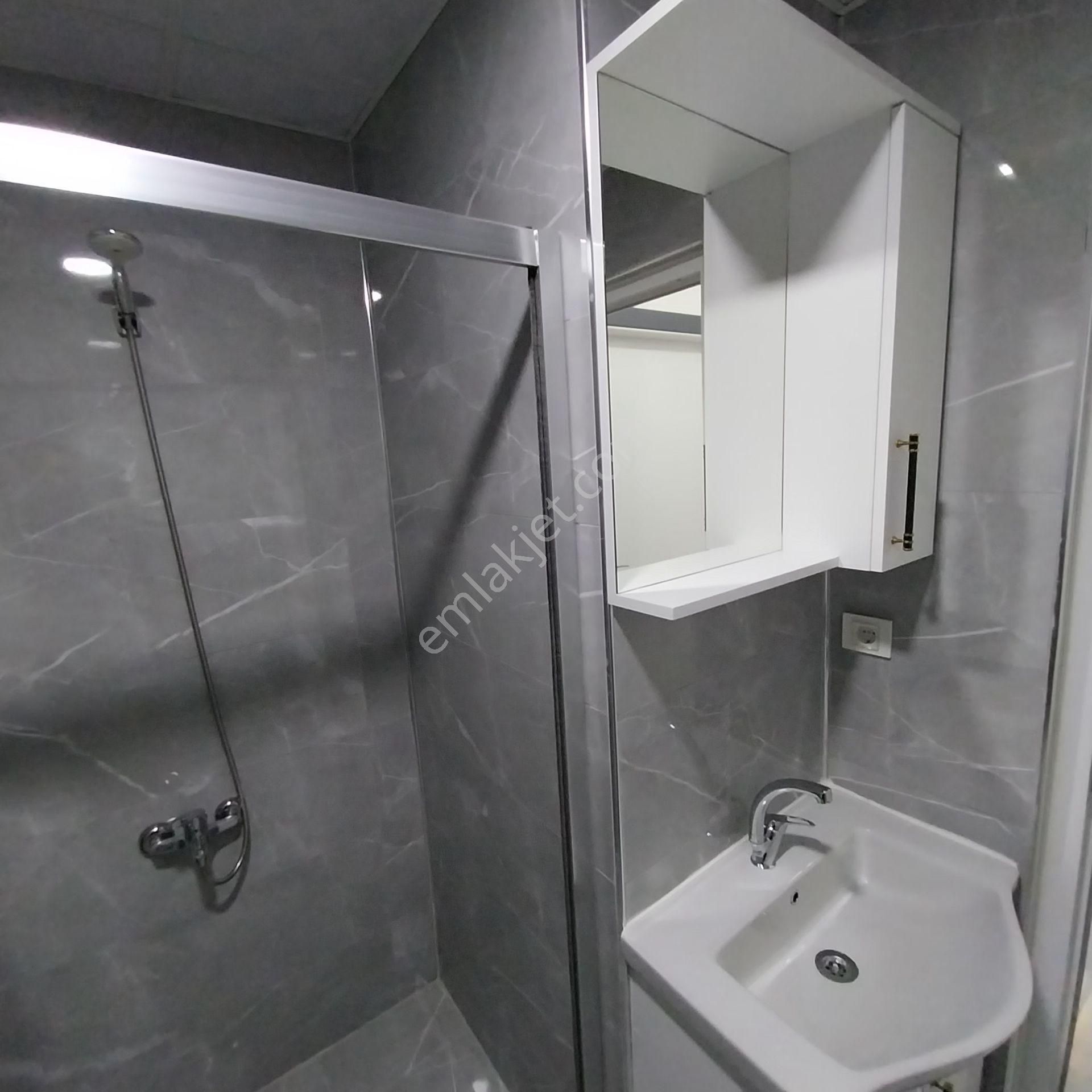 Karaaslanda Satlık Sıfır 2 Katlı Lüks Mustakil Bina - Görsel 21