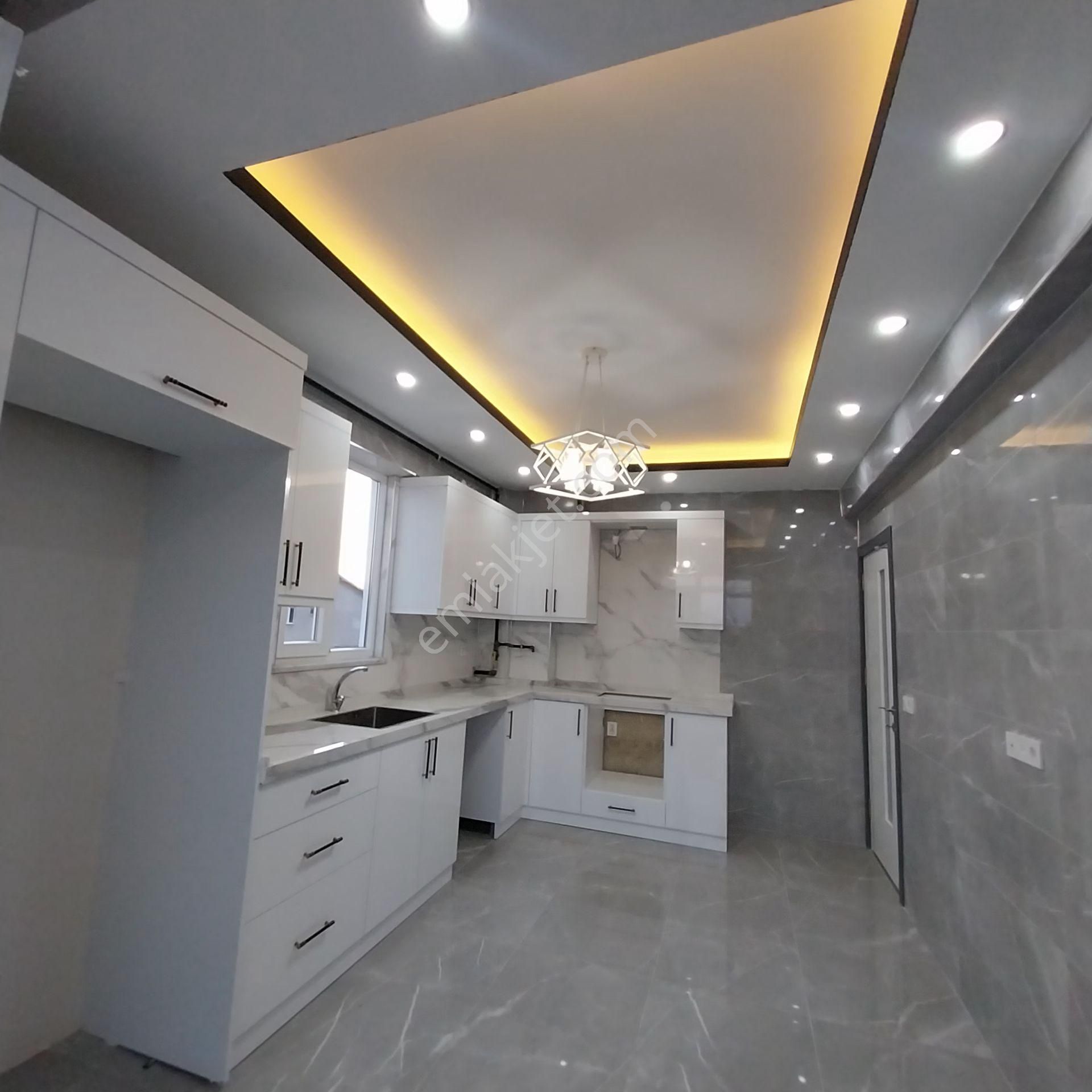 Karaaslanda Satlık Sıfır 2 Katlı Lüks Mustakil Bina - Görsel 3