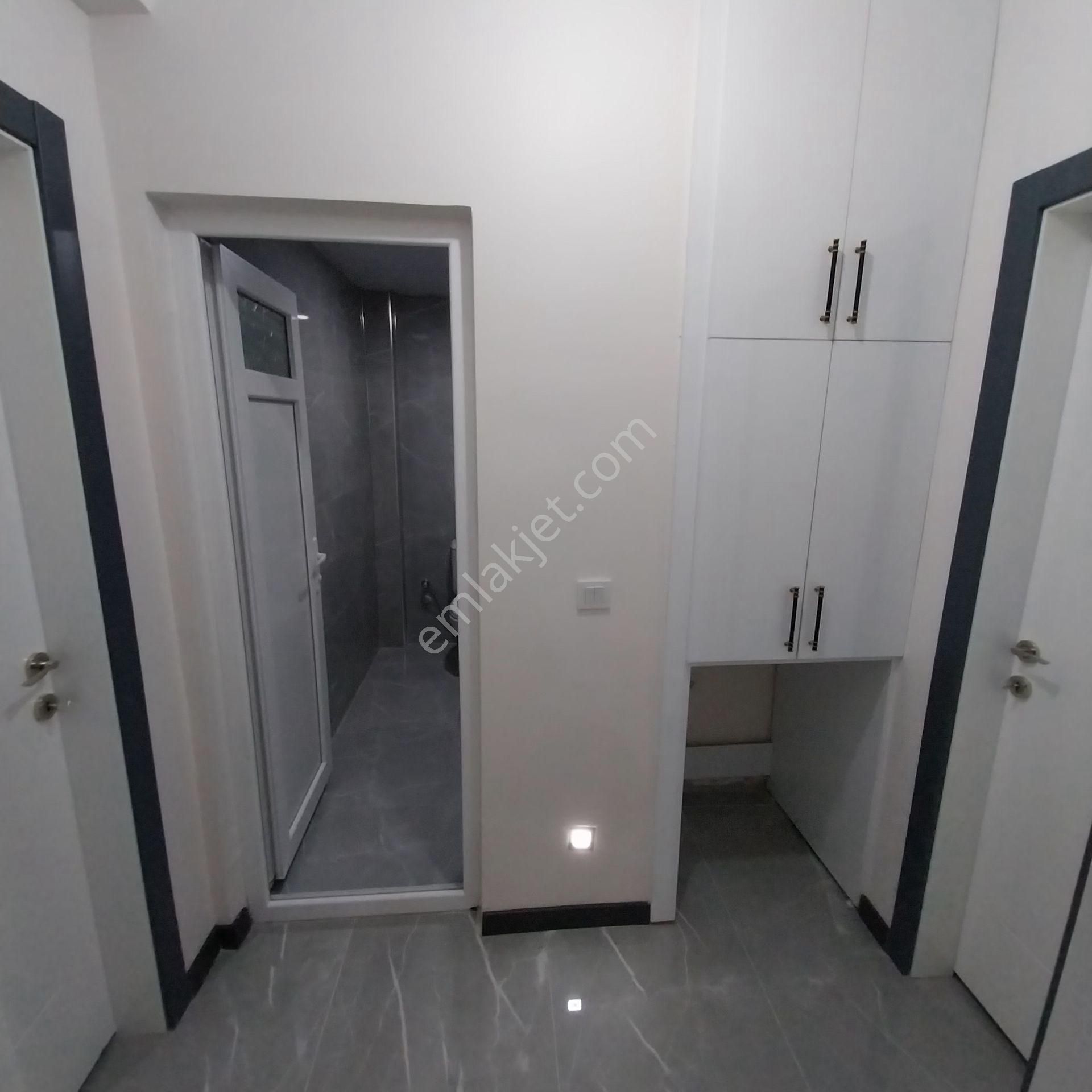 Karaaslanda Satlık Sıfır 2 Katlı Lüks Mustakil Bina - Görsel 24