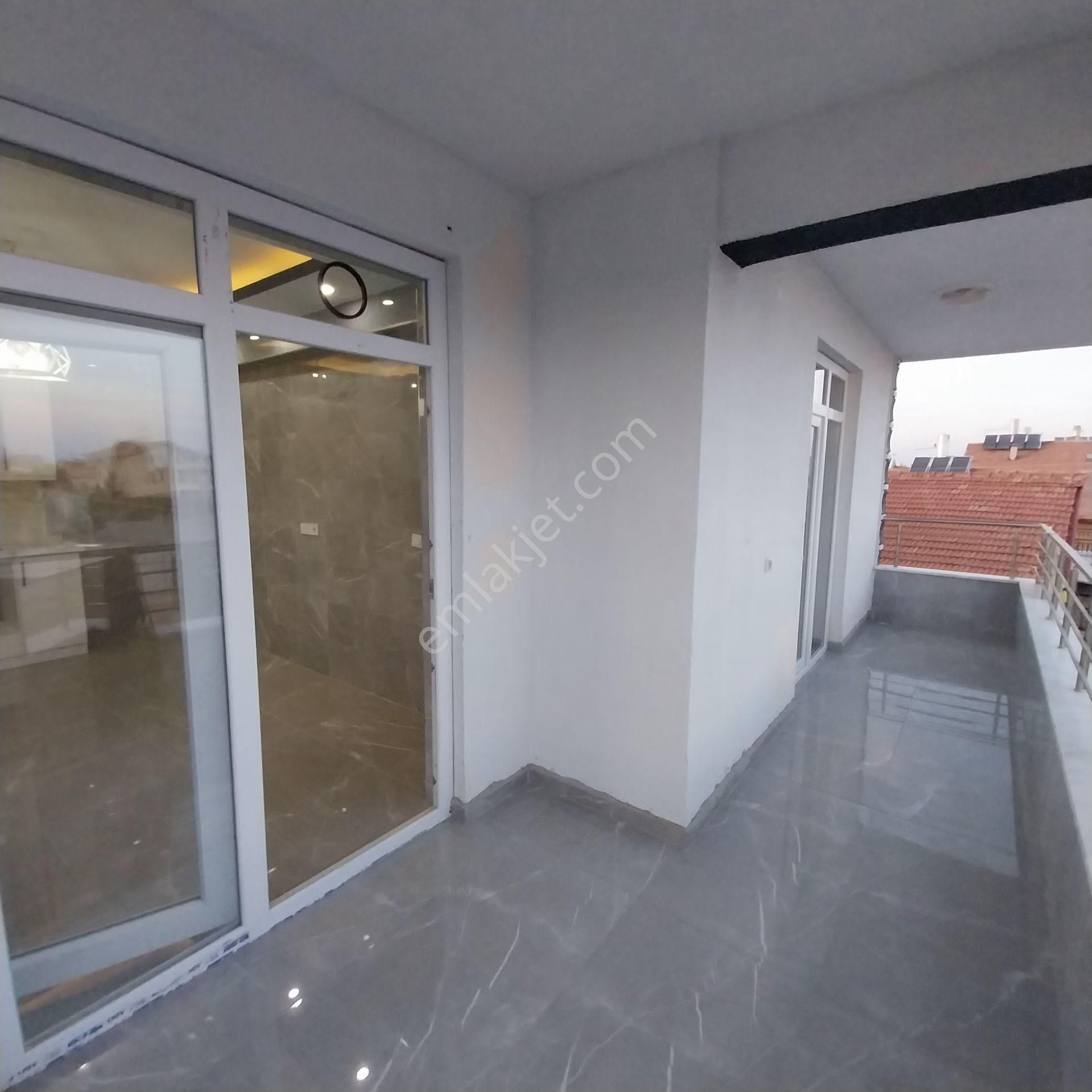 Karaaslanda Satlık Sıfır 2 Katlı Lüks Mustakil Bina - Görsel 8