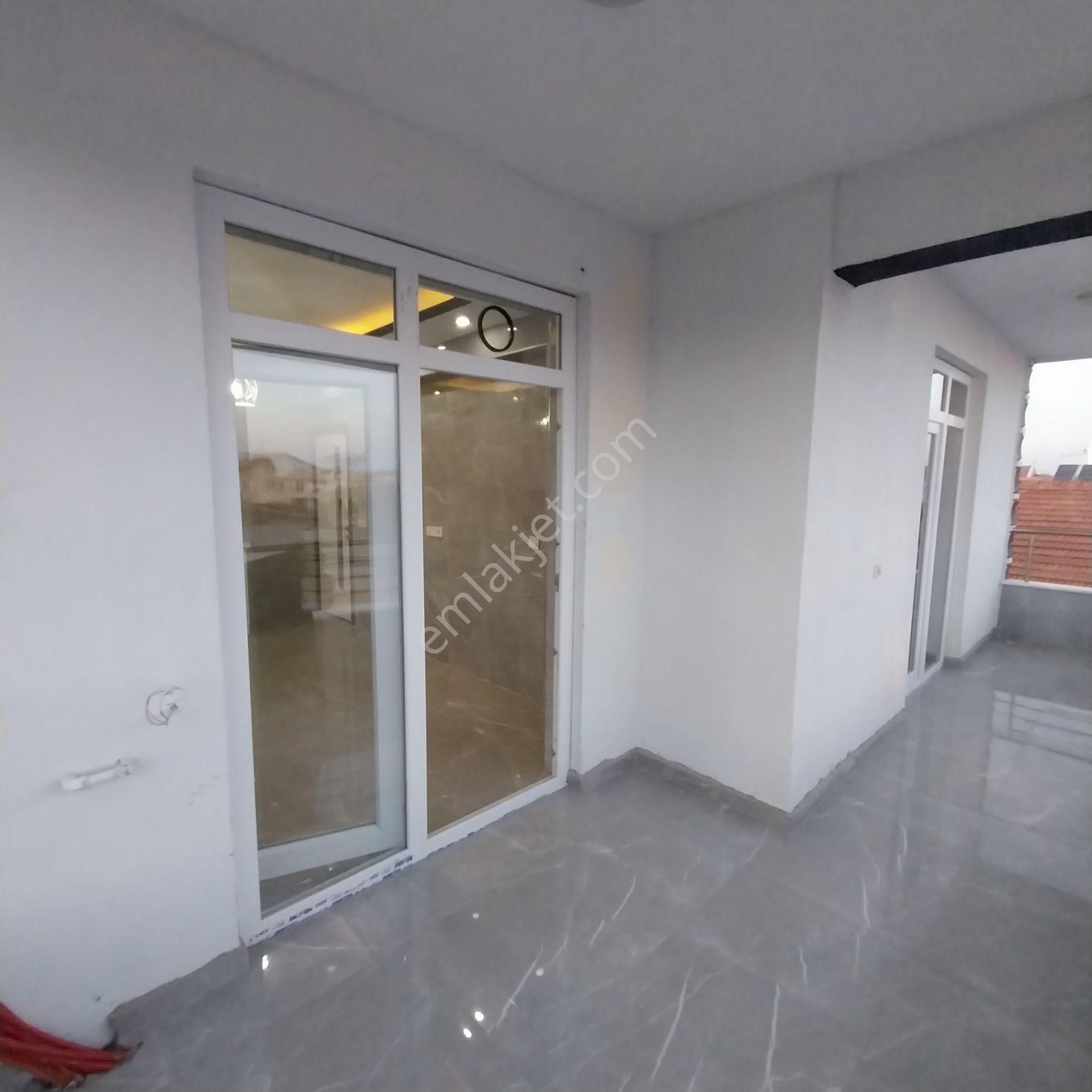 Karaaslanda Satlık Sıfır 2 Katlı Lüks Mustakil Bina - Görsel 7