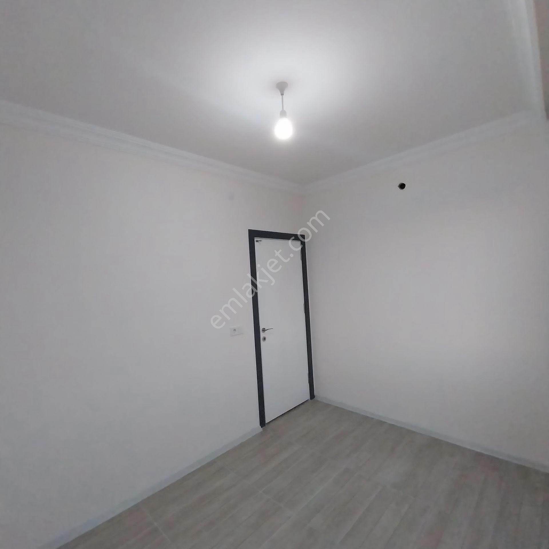 Karaaslanda Satlık Sıfır 2 Katlı Lüks Mustakil Bina - Görsel 18