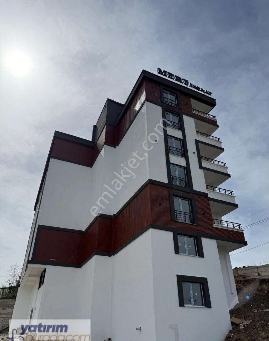 Samsun Canik Hasköy Caddeye Cephe Deniz Manzaralı 2+1