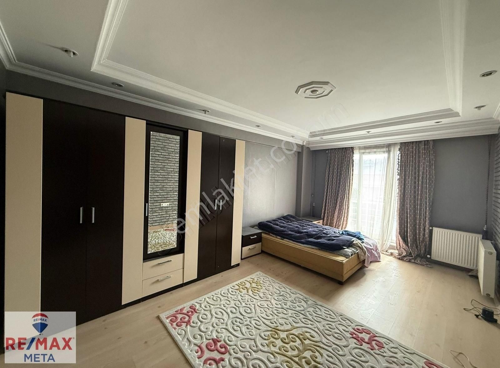 Bayrampaşa Altıntepside 2015,yüksek Tavan, Bakımlı,boş Dubleks