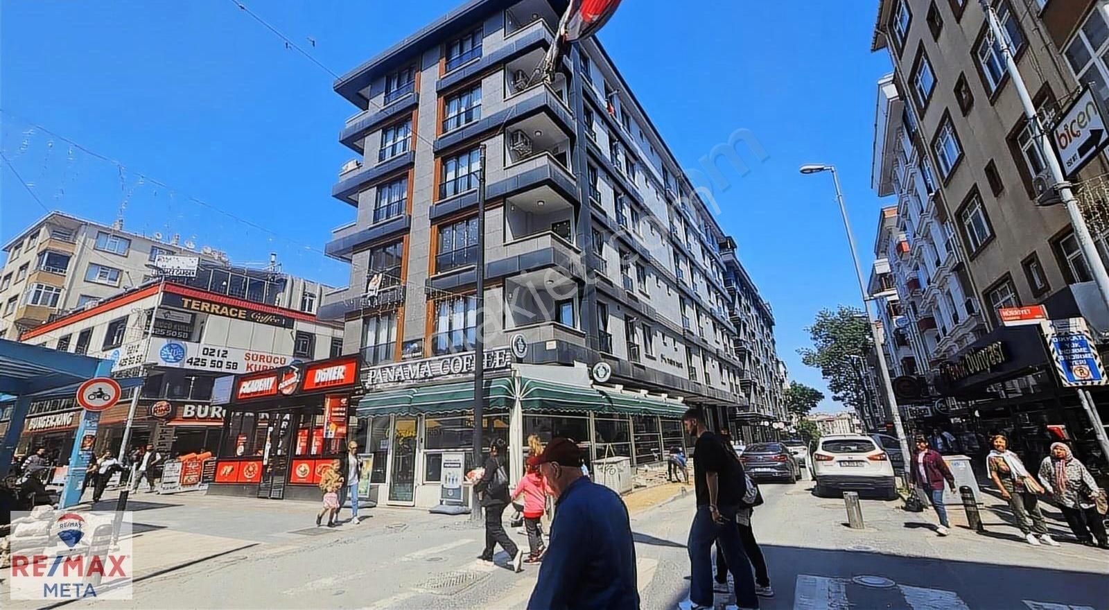 Cennet Mahallesi Çarşı İçinde Sıfır Satılık 2+1 Daire