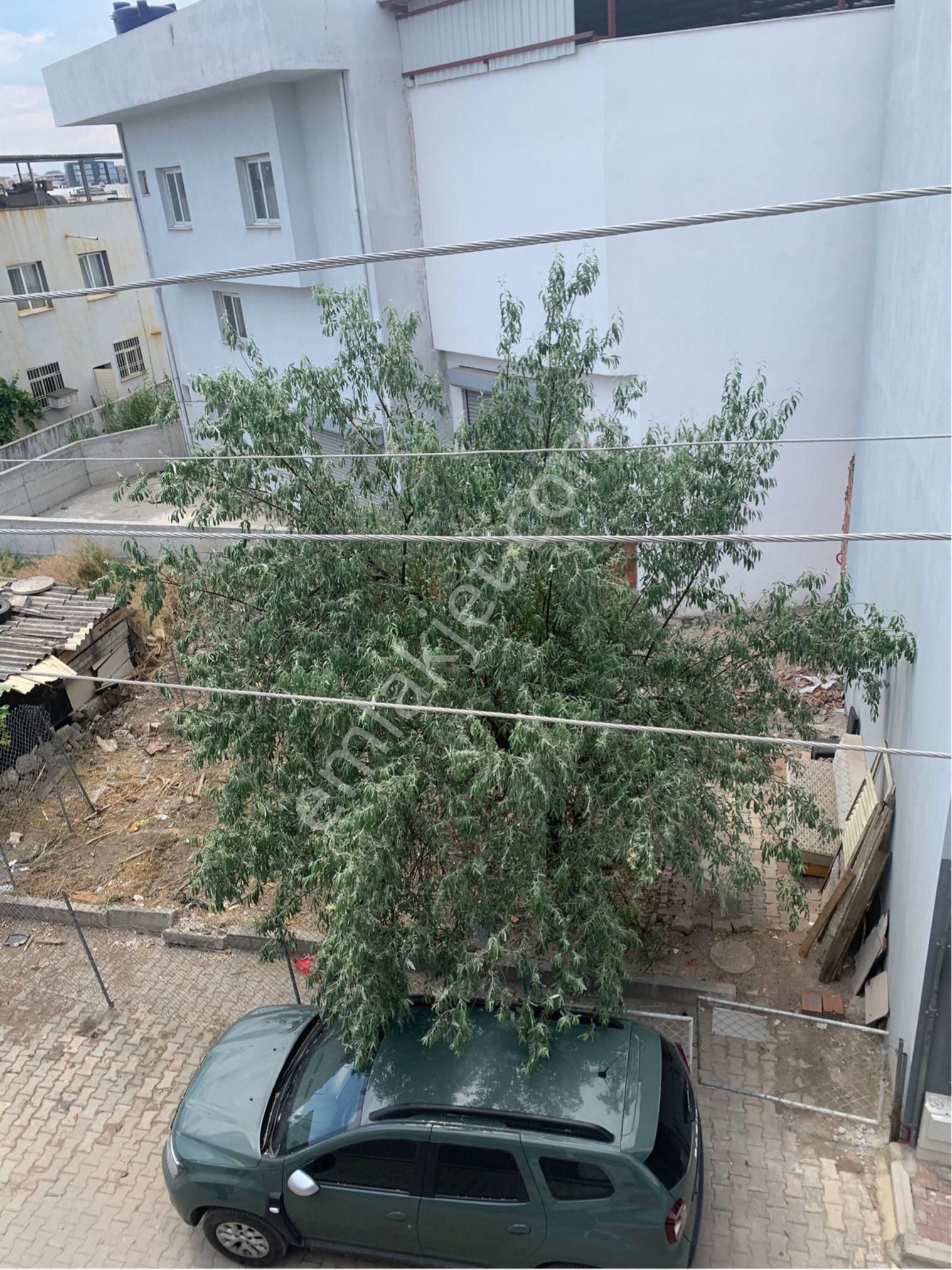 Çiğli Atasanayi Bitiminde Tek Tapu 100 M2 Satılık Arsa - Görsel 2