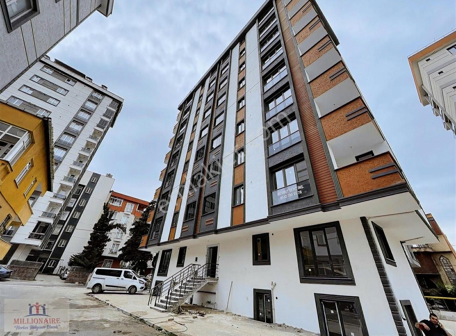 İskanlı Açık Otoparklı Sıfır 3+1 Balkonlu Daire