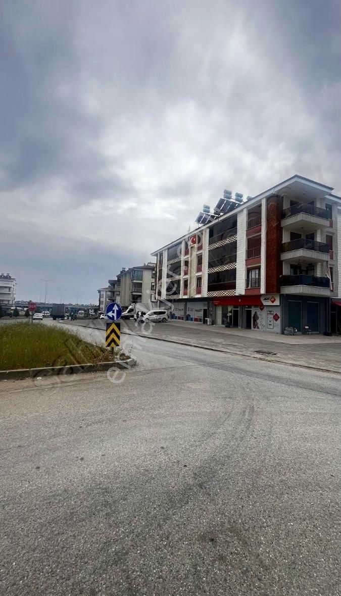 Çamlık Migrosa Yakın