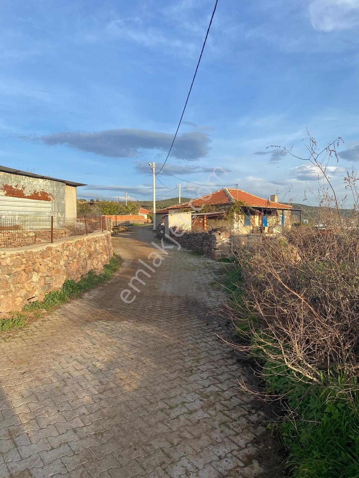 İzmir Aliağa Ekka Emlak Tan Kalabak Köyünde 776m2 Arsa - Görsel 6