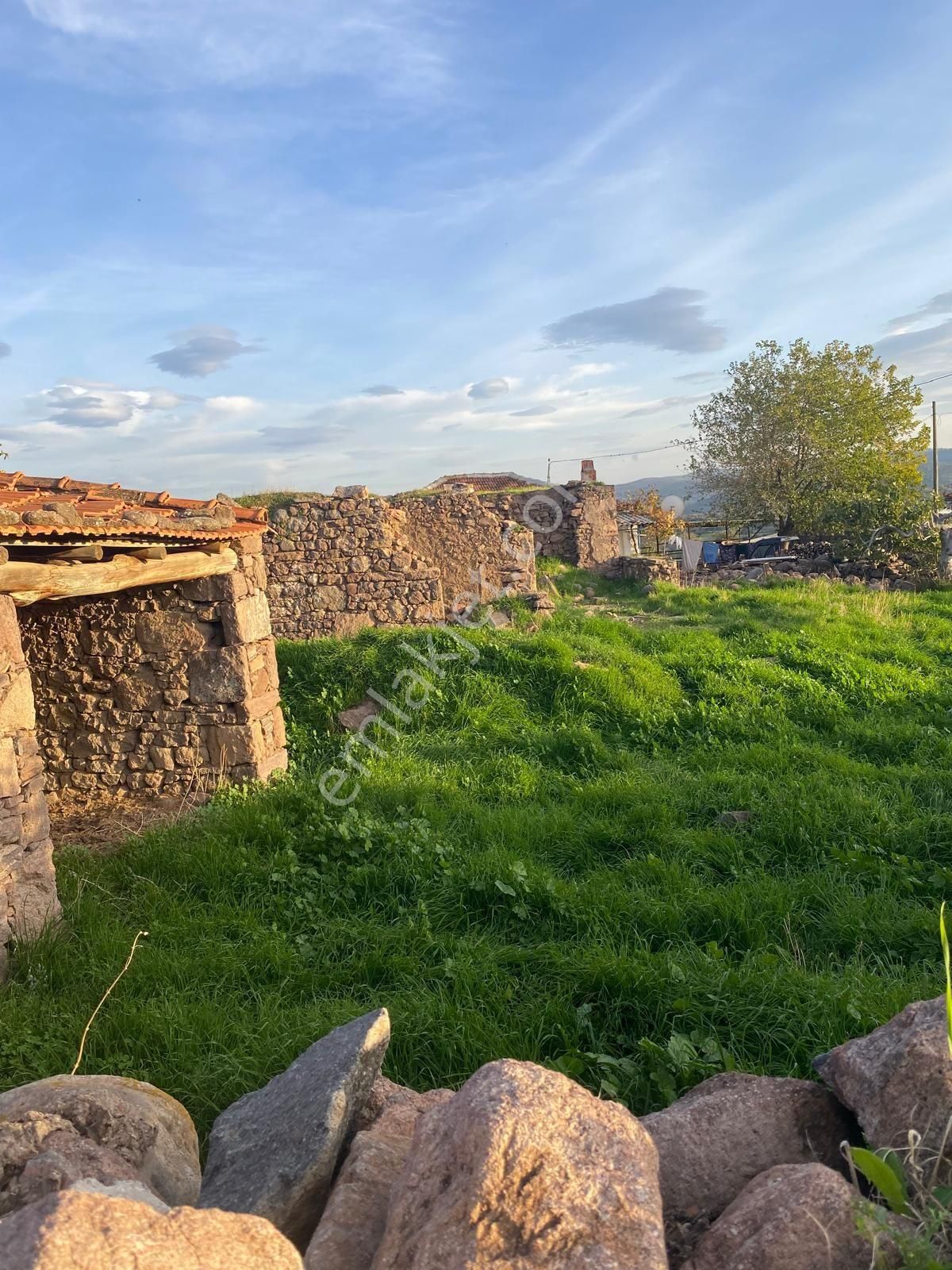 İzmir Aliağa Ekka Emlak Tan Kalabak Köyünde 776m2 Arsa - Görsel 9