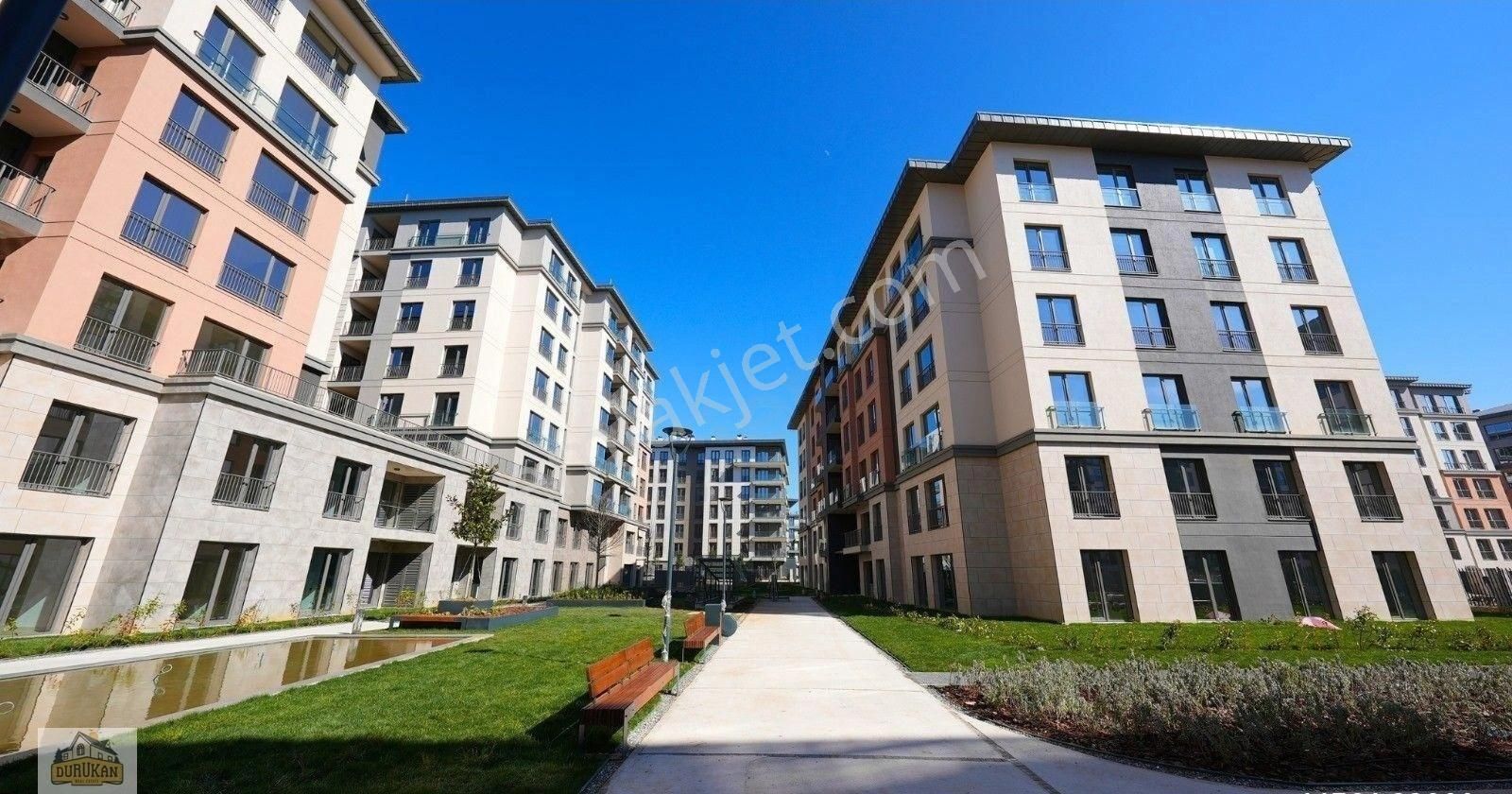 Çınarköy Projesinde Büyük Tip 3+1 Bahçe Katı Satılık Daire
