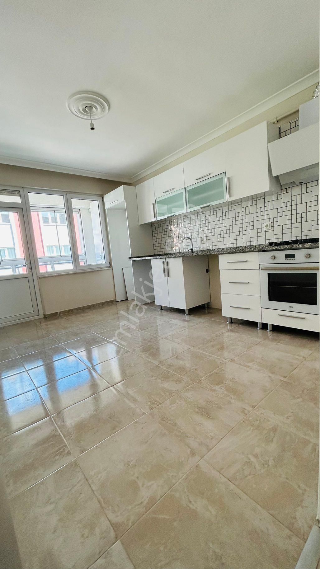 Durudan Kiralık Emek Mh 3+1 Daire