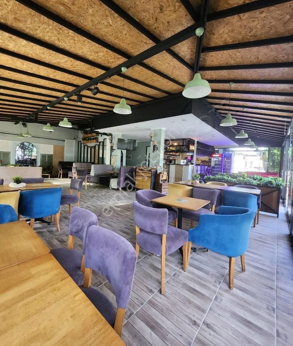 Side'de Bahçeli Geniş Kullanım Alanlı Devren Satılık Cafe& Rstn.