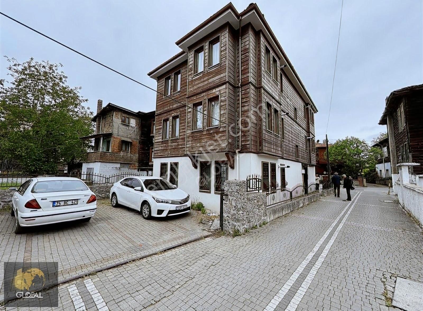 Global Den Eşyalı Kiralık Daire