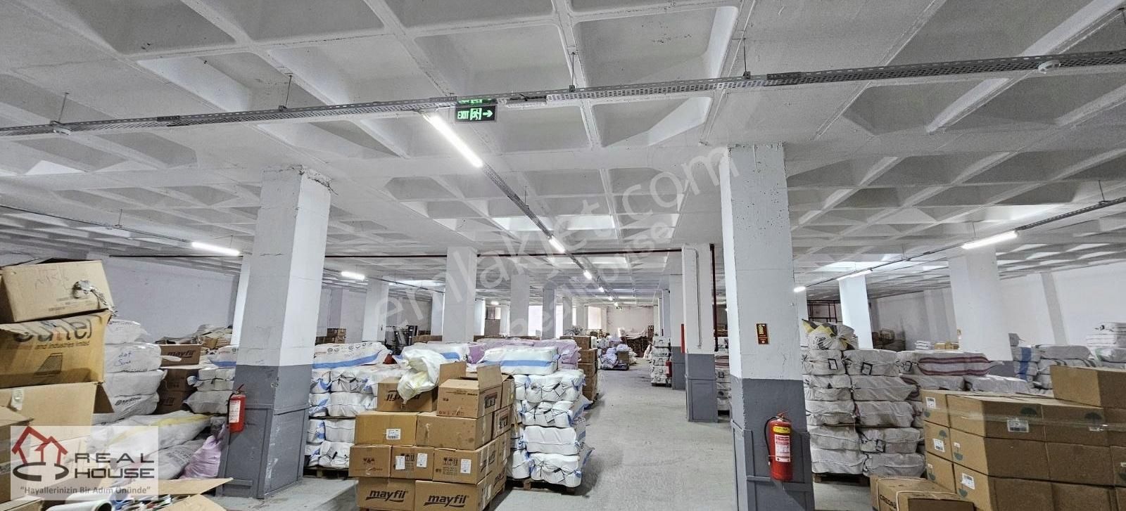 Halkalı Atakentte Kiralık 1300 M2 Depo İmalathane Atölye - Görsel 6