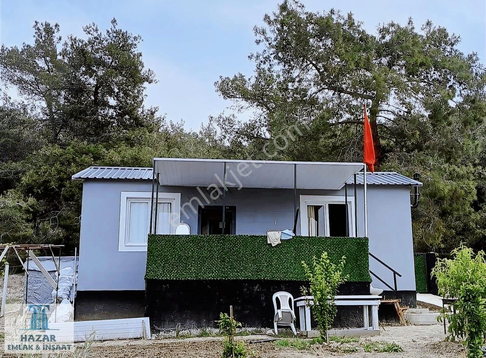 Hobi Bahçesi İçinde Betonarme Ev İle 585 M2 Bahçe