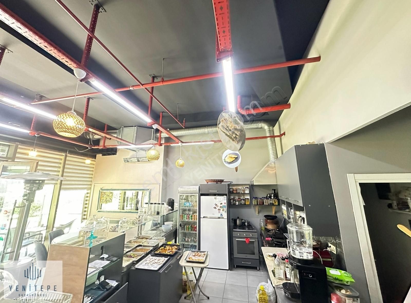 Yenitepe Gayrimenkul'den Ön Kullanım Alanlı Satılık 50 M2 Dükkan