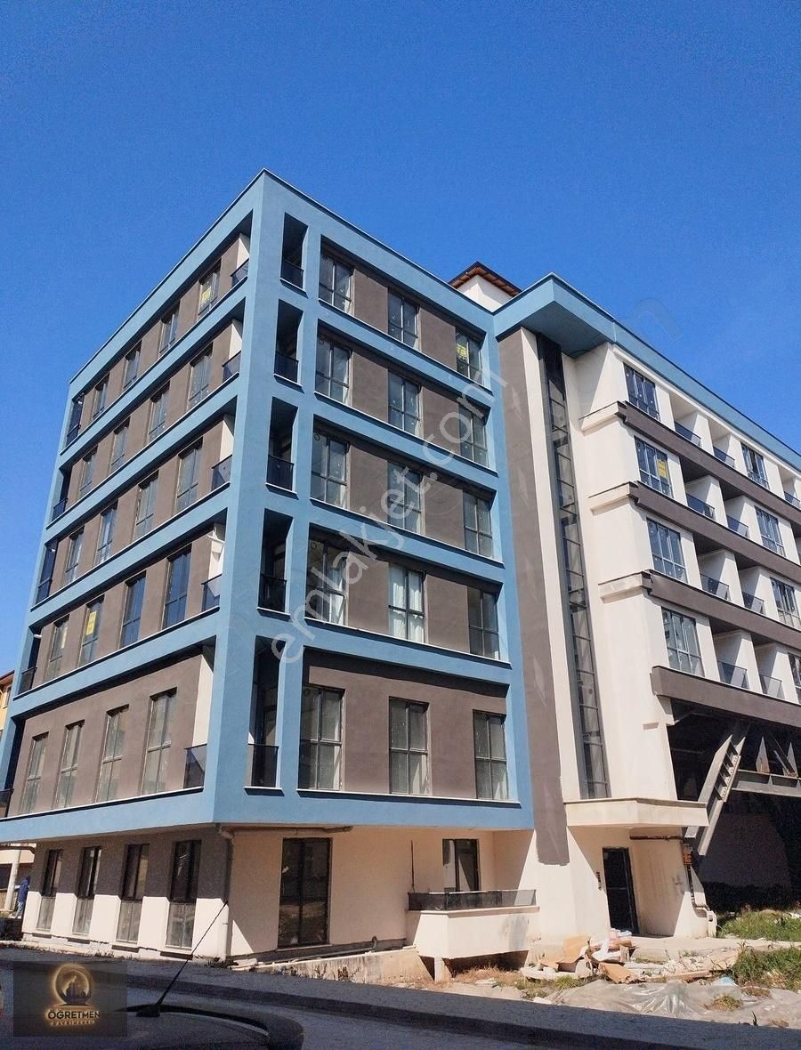 Öğretmen'den Konuralp'de Sıfır 2+1 Kiralık Daire